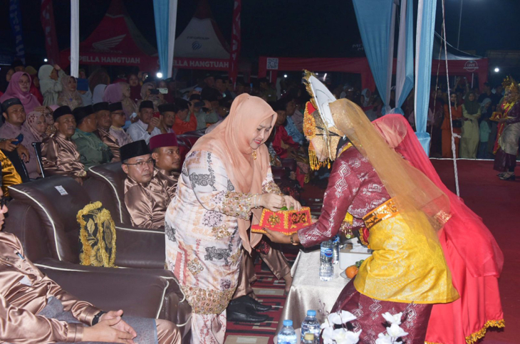 Bupati Kasmarni Resmi Buka Perhelatan MTQ ke-6 Tingkat Kecamatan Talang Muandau